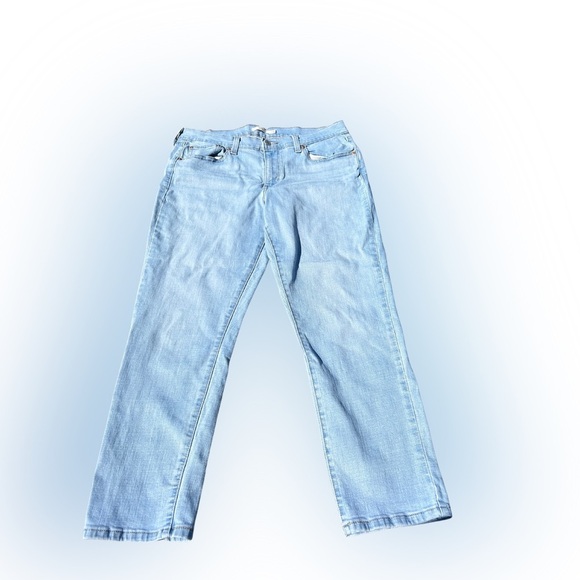 Levi's Light Blue Boyfriend Jeans - Picture 1 of 4
